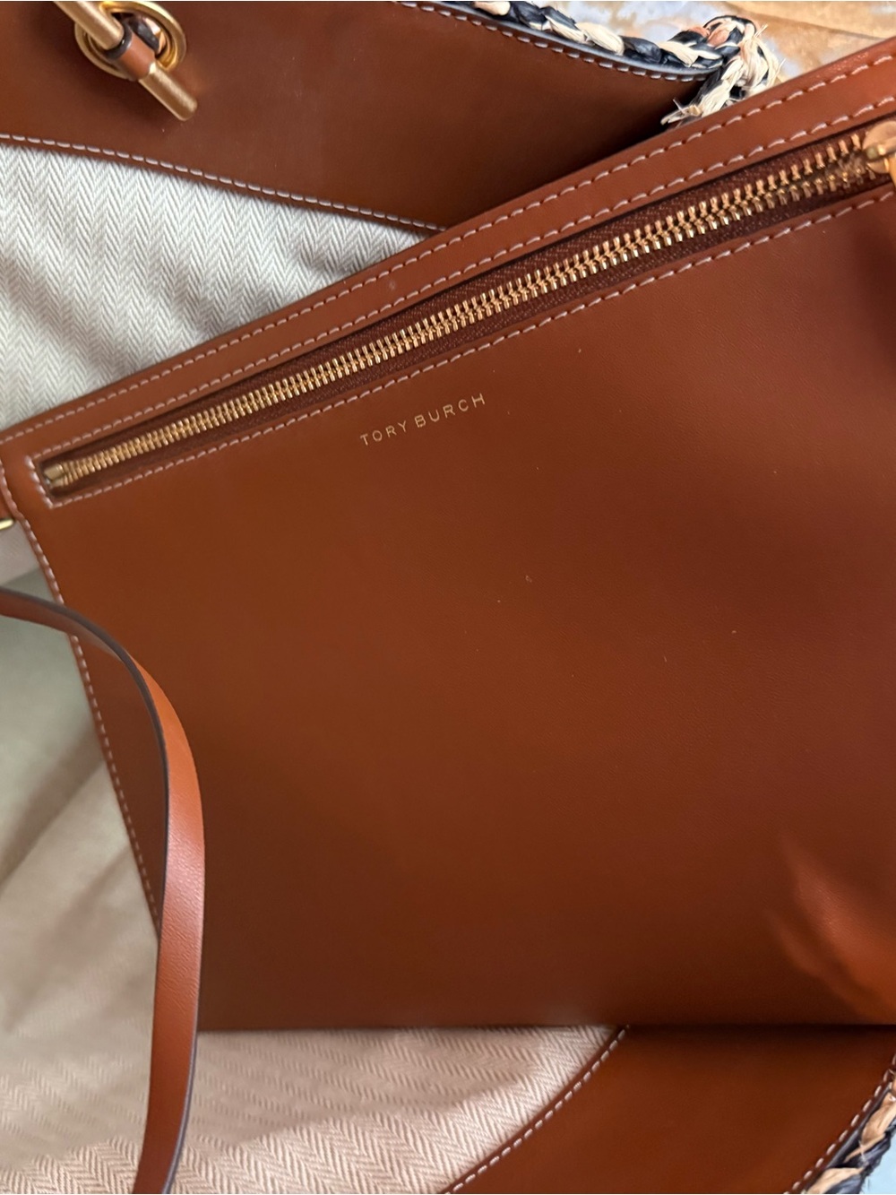 Tory Burch Raffia Ella Tote - Picture 3 of 9